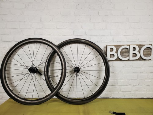 Zipp 302 carbon fiber - fiber, clincher